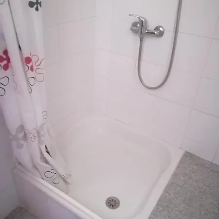 Charming In With A Lovely Terrace - 20 M² * Φουνκάλ